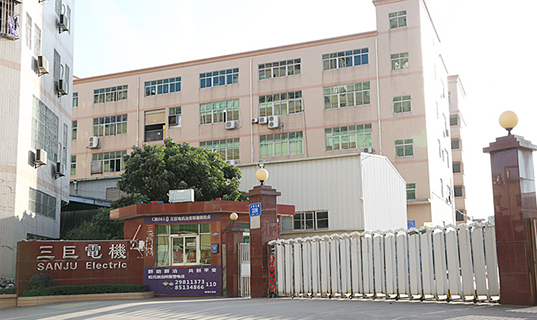 <b>信息技术打开散热市场新空间，雷竞技预测拾级而上驱动发展</b>